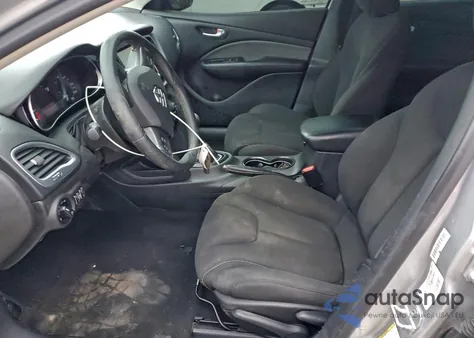 2013 Dodge Dart Sxt z USA, uszkodzony, nr VIN 1C3CDFBA4DD294886